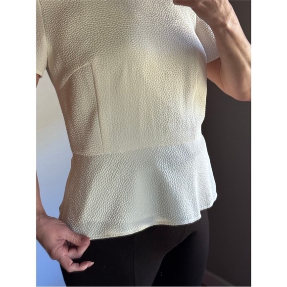 Talbots ivory color short sleeve top size 10 - Picture 15 of 16